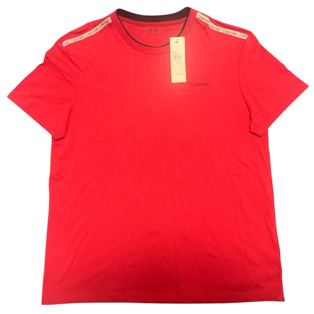 Calvin Klein Men’s T-shirt - BNWT- Size Large